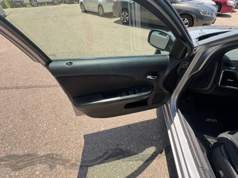 2014 Chrysler 200 Touring