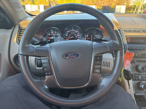 2012 Ford Taurus SEL