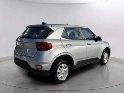 2021 Hyundai Venue SE