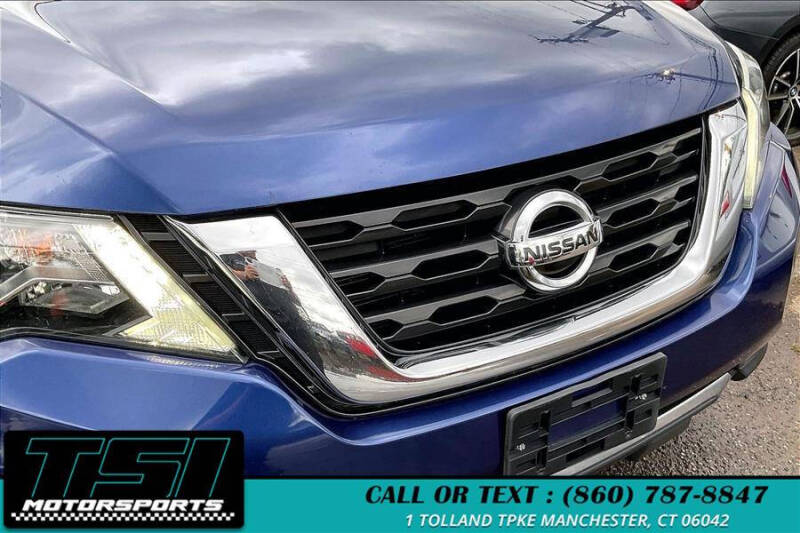 2020 Nissan Pathfinder SV