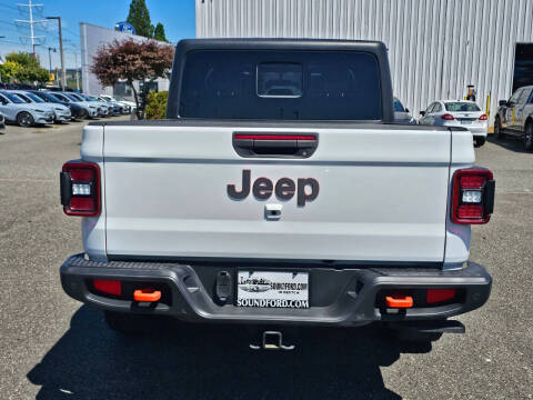 2021 Jeep Gladiator Mojave