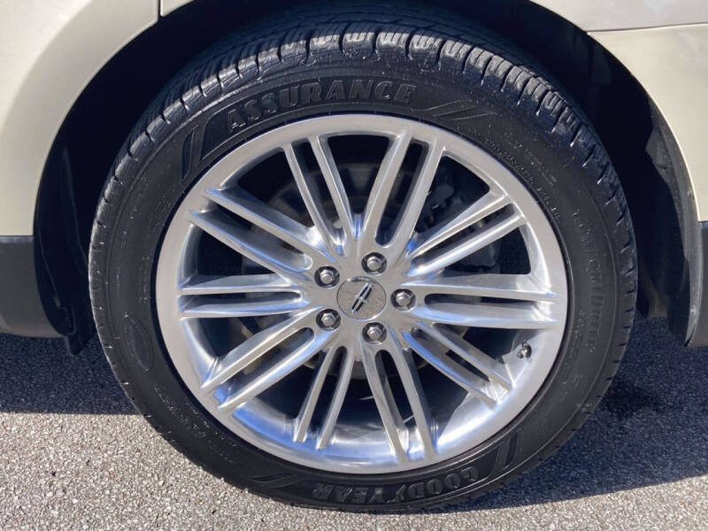 2016 Lincoln MKT EcoBoost