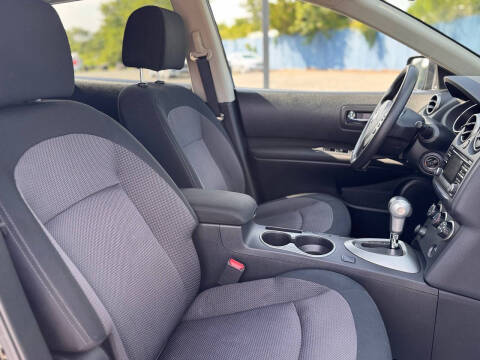 2013 Nissan Rogue SV