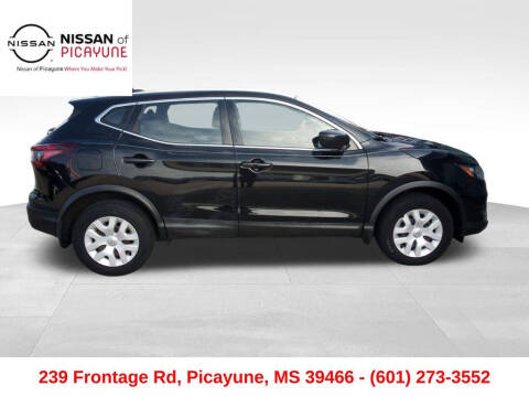 2020 Nissan Rogue Sport S