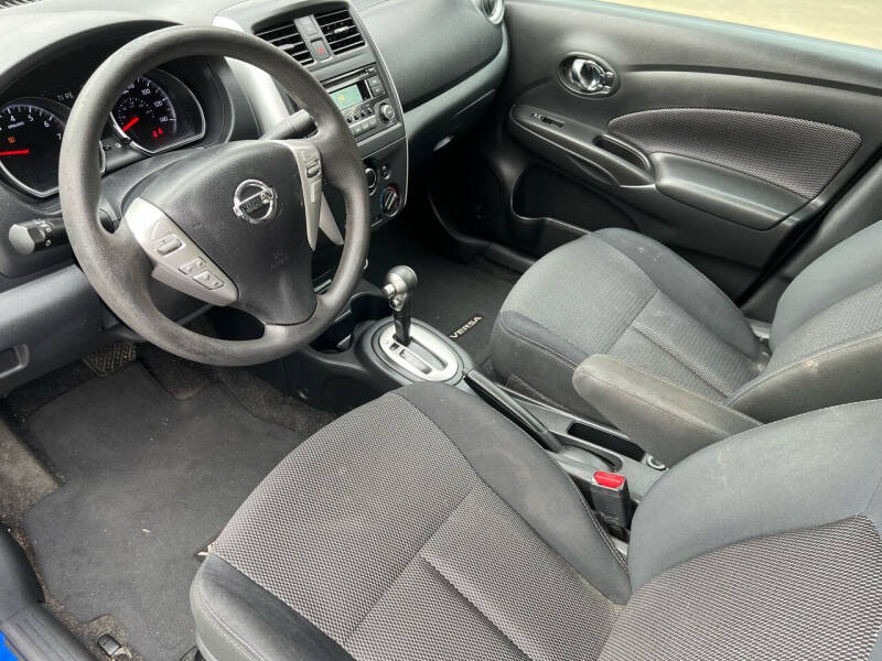 2017 Nissan Versa 1.6 SV