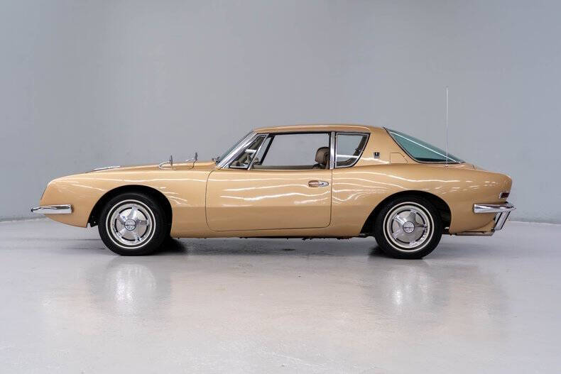 1964 Studebaker Avanti