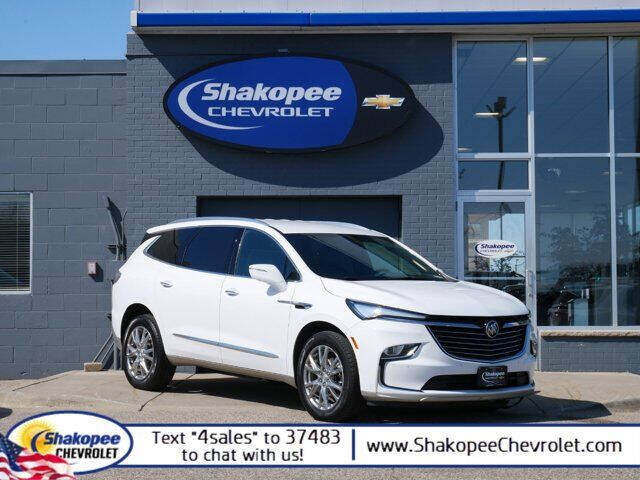 2022 Buick Enclave for sale at SHAKOPEE CHEVROLET in Shakopee MN
