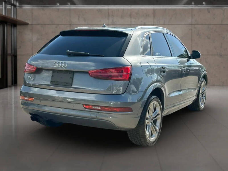2017 Audi Q3 2.0T Premium Plus