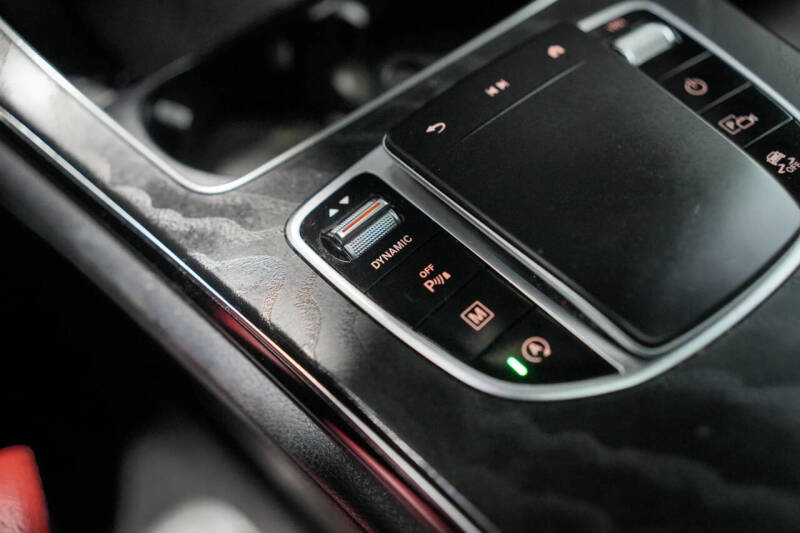 2021 Mercedes-Benz GLC GLC 300