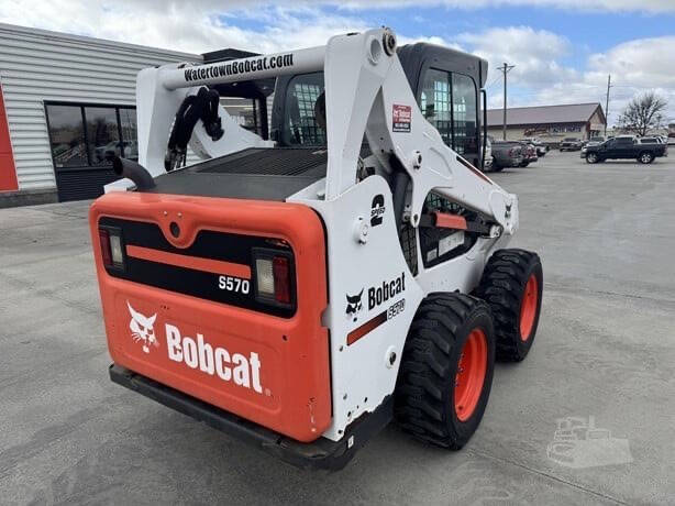 2014 Bobcat S570