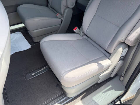 2019 Kia Sedona L
