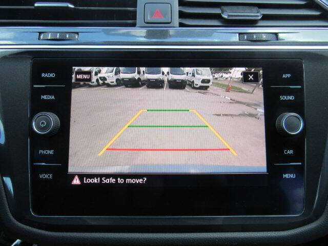 2020 Volkswagen Tiguan SE R-Line Black