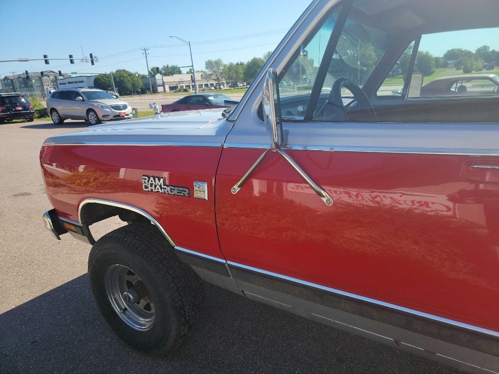 1984 Dodge Ramcharger 21
