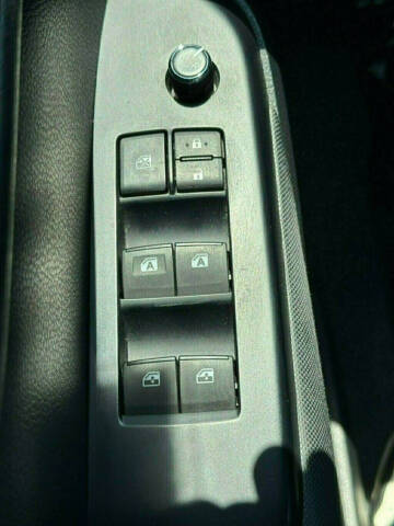 2017 Toyota Highlander LE