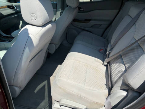 2017 GMC Acadia SLE-2