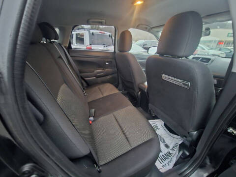 2016 Mitsubishi Outlander Sport ES