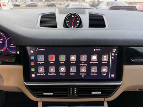 2022 Porsche Cayenne Platinum Edition