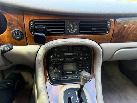 2000 Jaguar XJ-Series XJ8