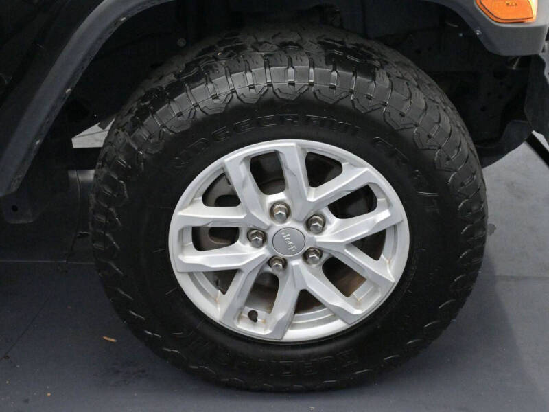 2023 Jeep Gladiator Sport S