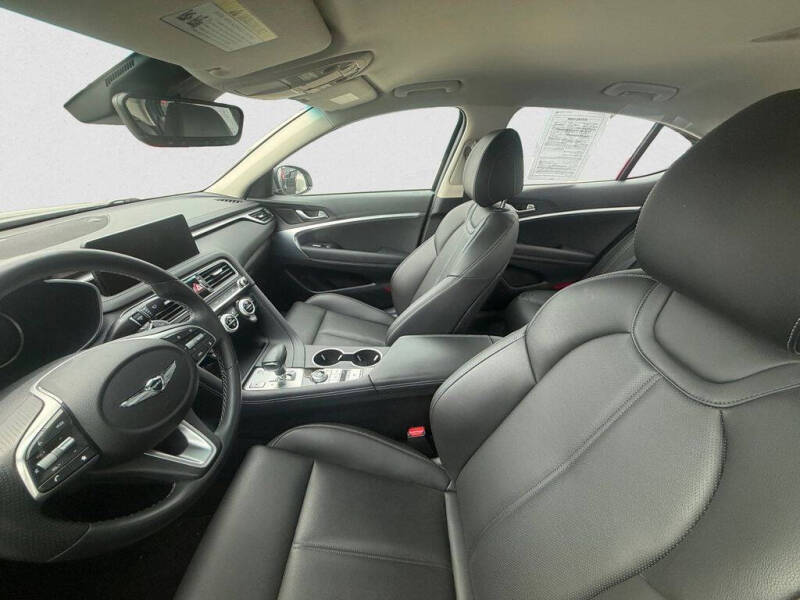 2023 Genesis G70