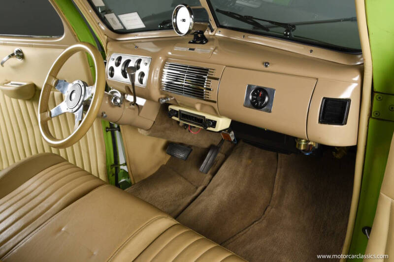 1940 Ford Deluxe