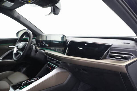 2025 Audi Q5 quattro Premium Plus TFSI