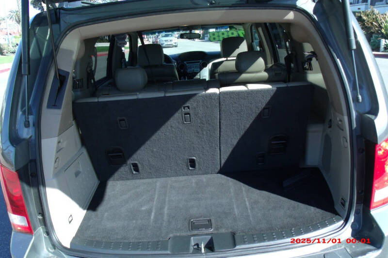 2009 Honda Pilot Touring w/Navi w/DVD