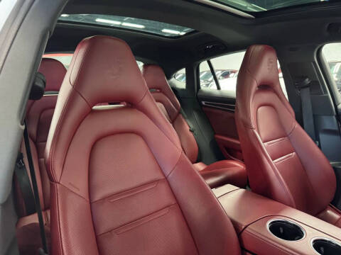 2023 Porsche Panamera