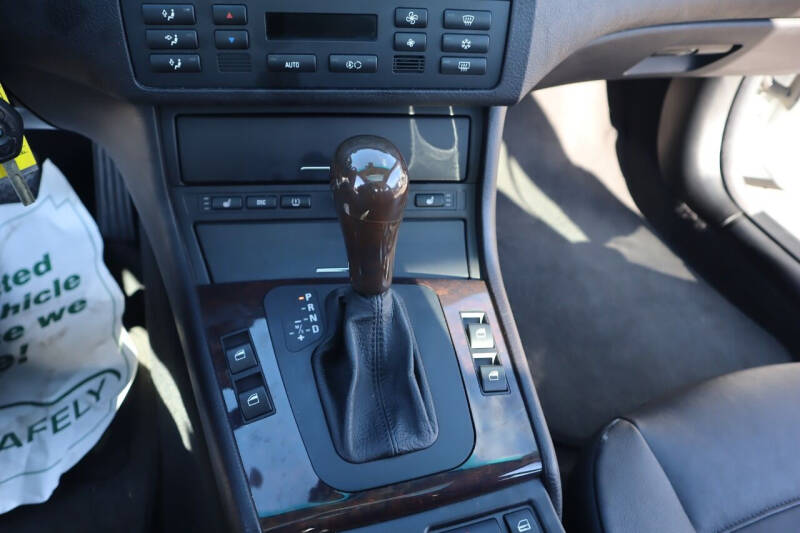 2006 BMW 3 Series 325Ci