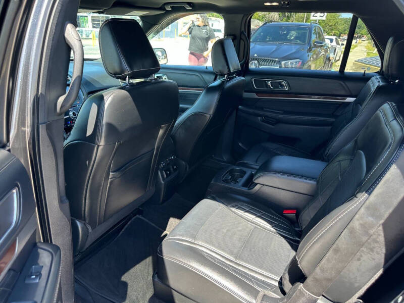 2018 Ford Explorer Platinum