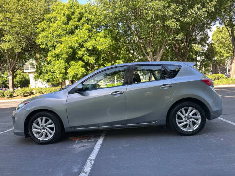 2013 Mazda MAZDA3 i Touring