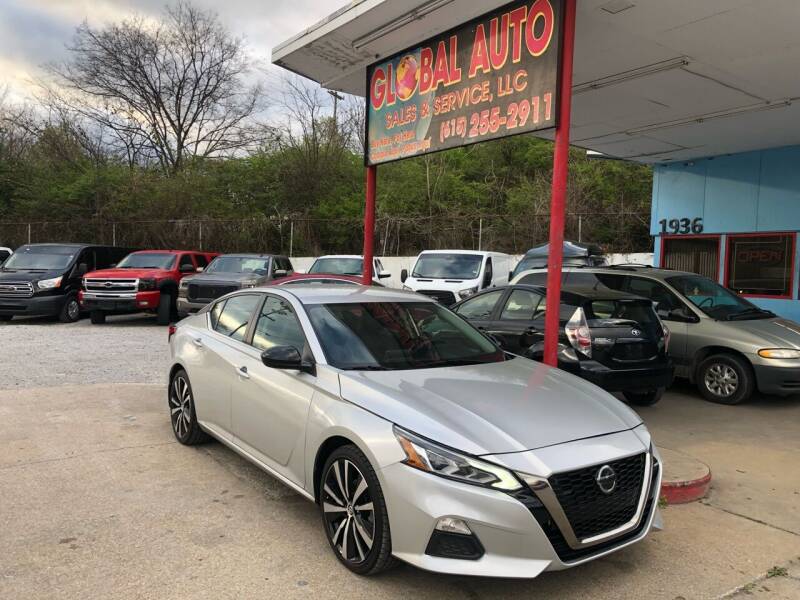 2019 Nissan Altima for sale at Global Auto Sales and Service in Nashville TN