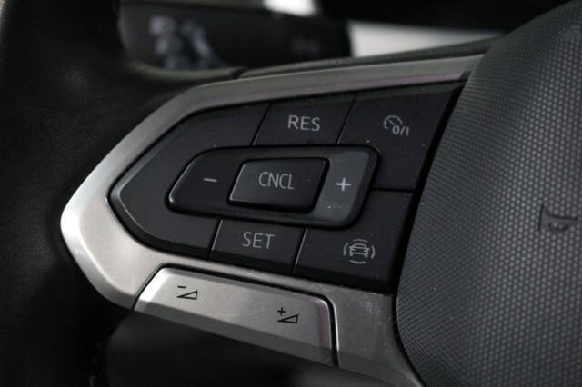 2022 Volkswagen Atlas Cross Sport SE 4Motion