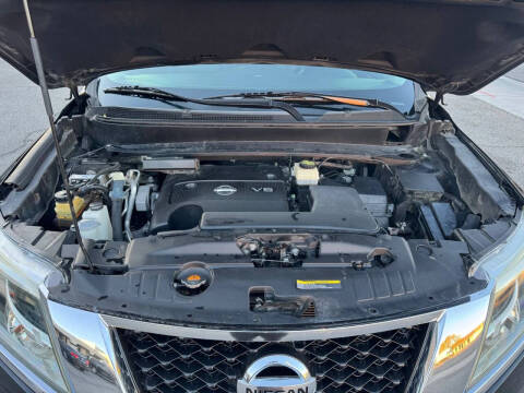 2014 Nissan Pathfinder Platinum