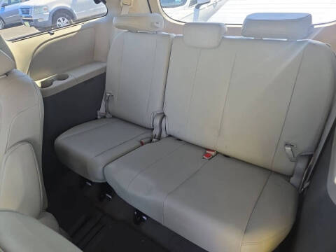 2014 Toyota Sienna
