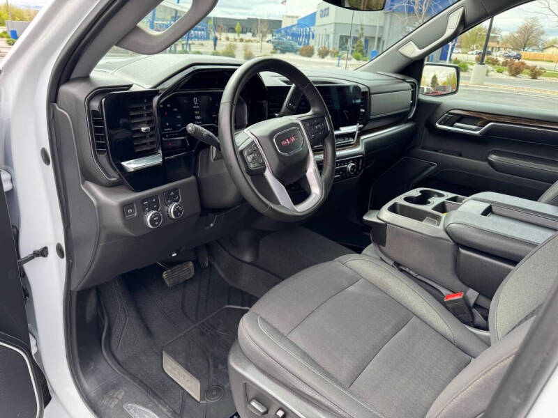 2023 GMC Sierra 1500