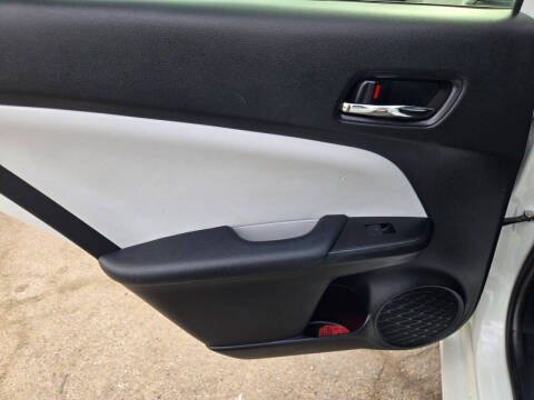 2019 Toyota Prius LE AWD-e