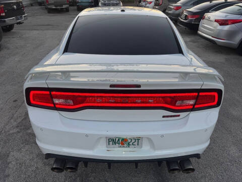 2013 Dodge Charger SRT8