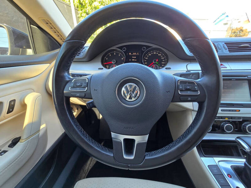 2011 Volkswagen CC Sport PZEV