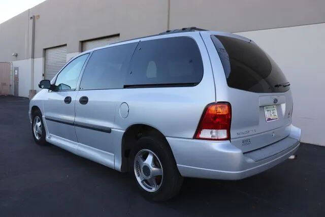 2002 Ford Windstar LX