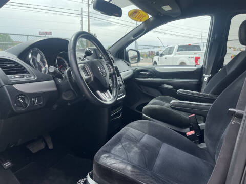 2015 Dodge Grand Caravan SE
