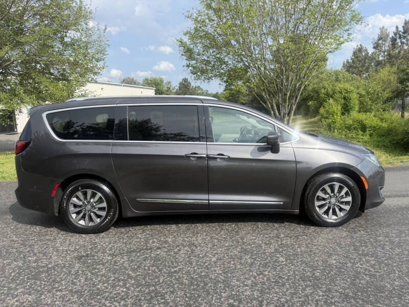 2020 Chrysler Pacifica Touring L Plus