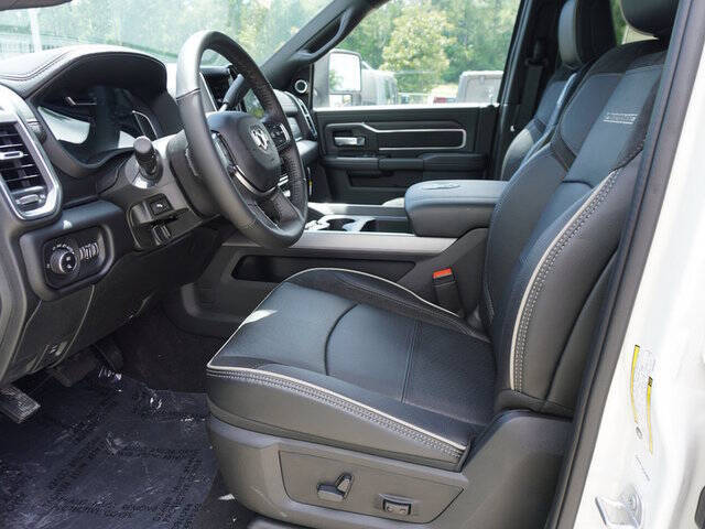 2024 RAM 3500 Laramie