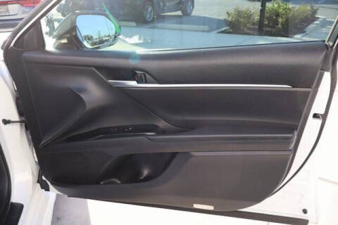 2018 Toyota Camry SE