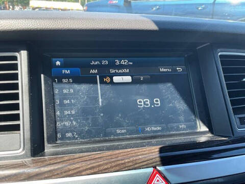 2017 Genesis G80
