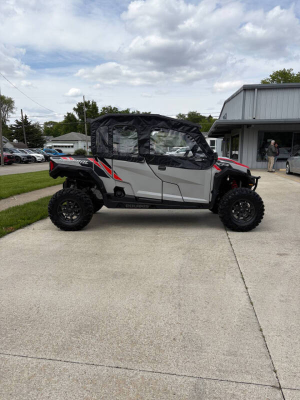 2025 Polaris General XP 1000