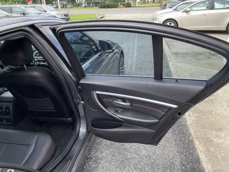 2017 BMW 3 Series 330i