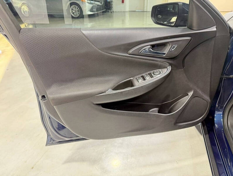 2017 Chevrolet Malibu Hybrid