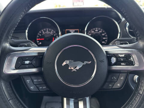 2015 Ford Mustang V6