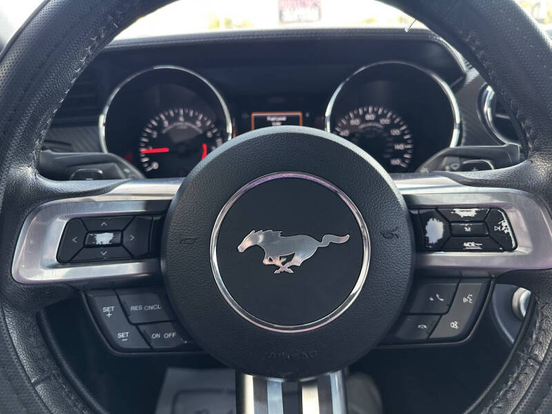 2015 Ford Mustang V6